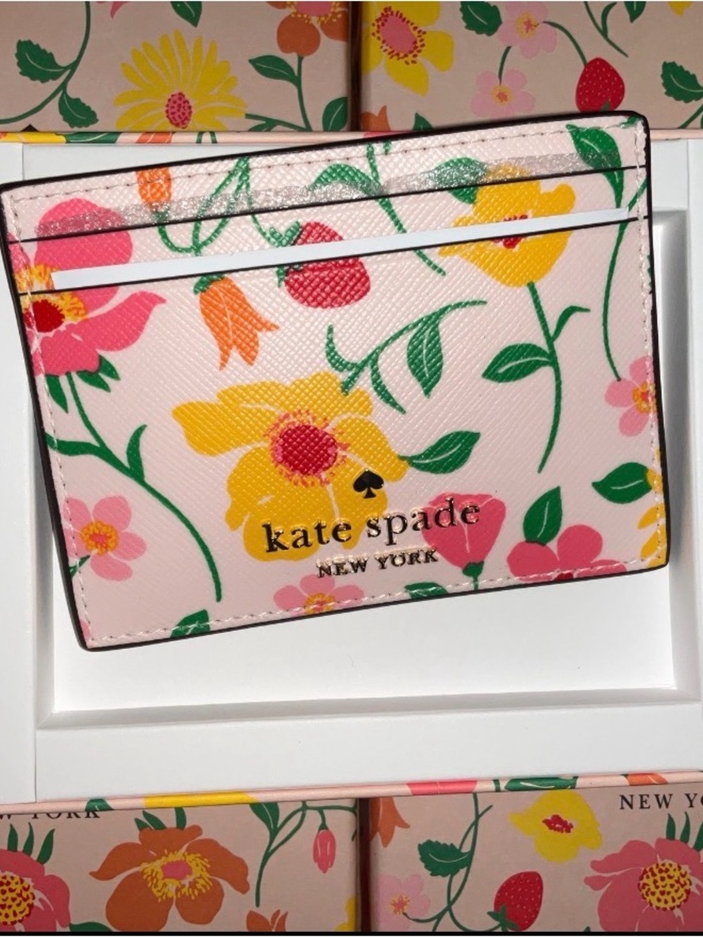 ❤️❤️❤️NEW Kate spade Floral card holder ❤️❤️❤️